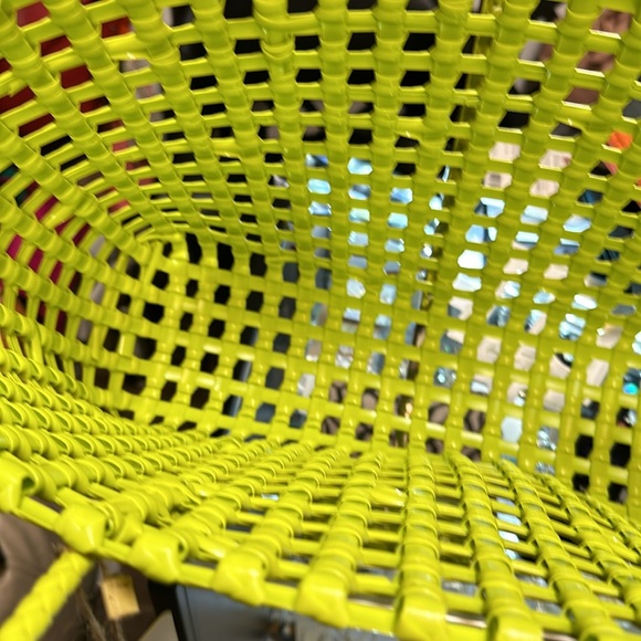 Lime tote great for vacation by Lux - Picture 3 of 4